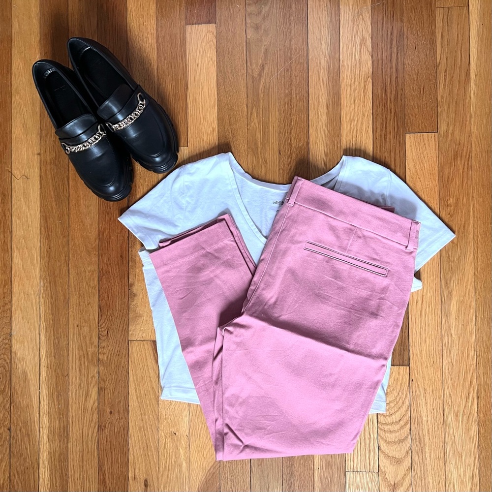 Old Navy Coral Pixie Ankle
